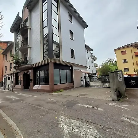 Appartement Unico 3a, 2 Camere, Parcheggio Gratis, 10 Minuti Da *