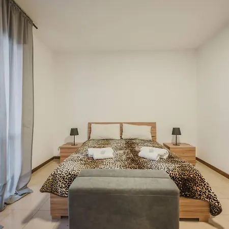 Unico 3a, 2 Camere, Parcheggio Gratis, 10 Minuti Da Apartman *