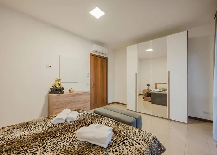 Apartment 2 Camere, Parcheggio Gratis, 10 Minuti Da *